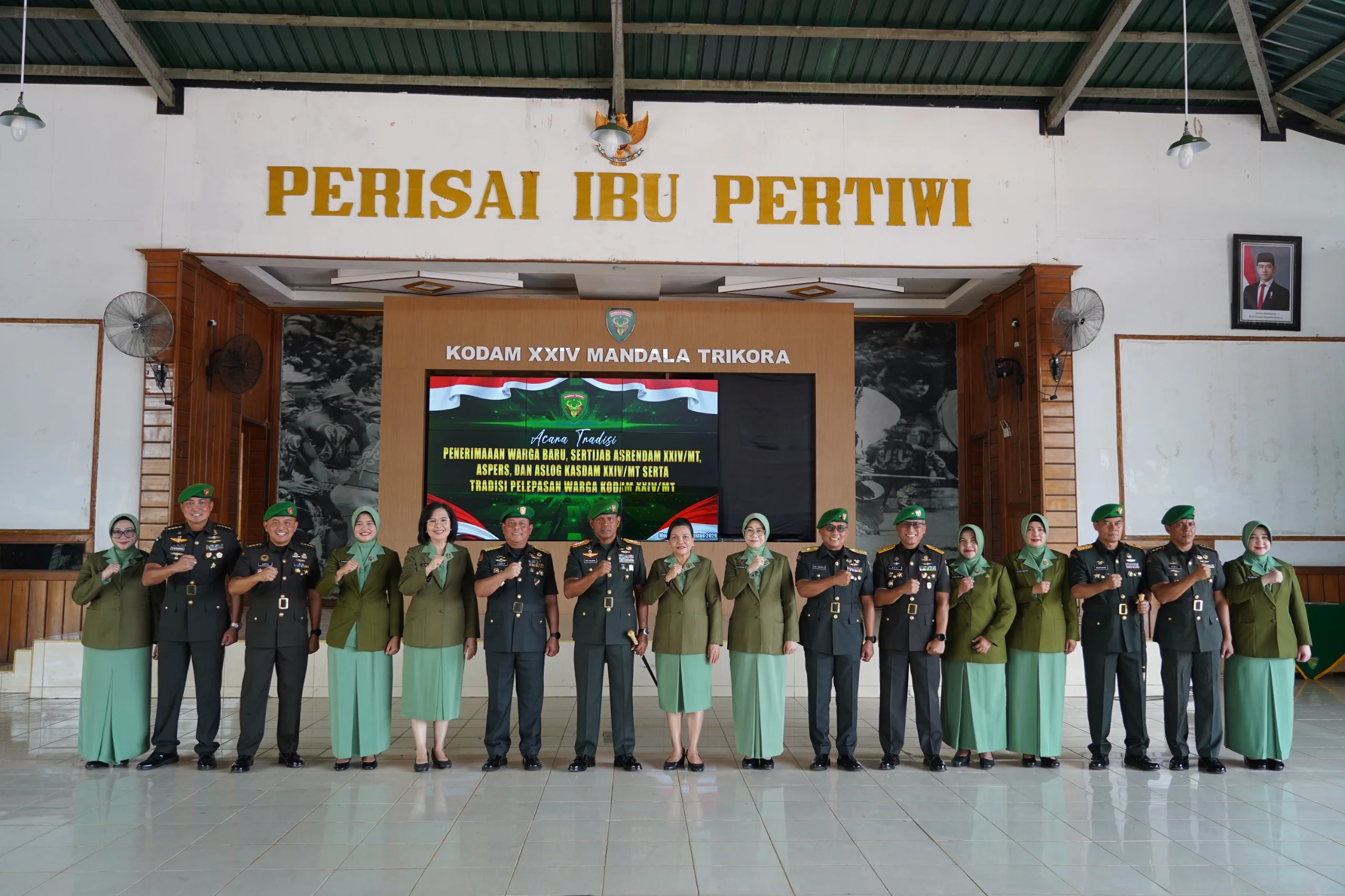 Pimpin Sertijab dan Pelepasan Warga, Pangdam XXIV/MT Tekankan Profesionalisme dan Soliditas