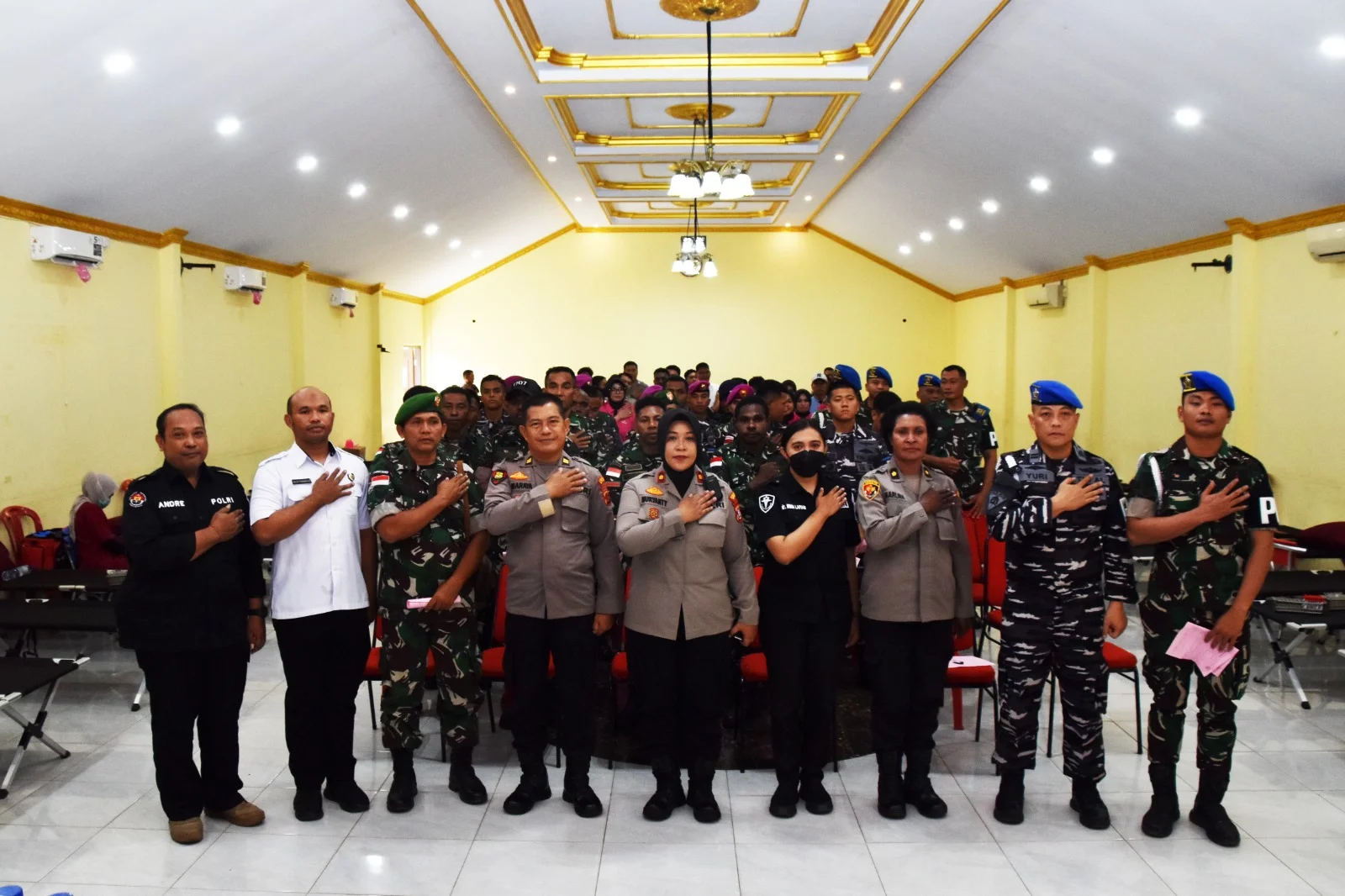 SAMBUT HARI BHAYANGKARA KE-80, PERSONEL KODIM 1707/MERAUKE IKUT DONOR DARAH UNTUK KEMANUSIAAN