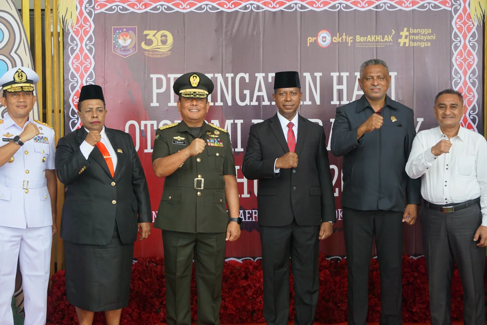 KASDAM XXIV/MT HADIRI PERINGATAN HARI OTONOMI DAERAH KE-XXX DI PAPUA SELATAN, PERKUAT SINERGI PEMBANGUNAN DAERAH
