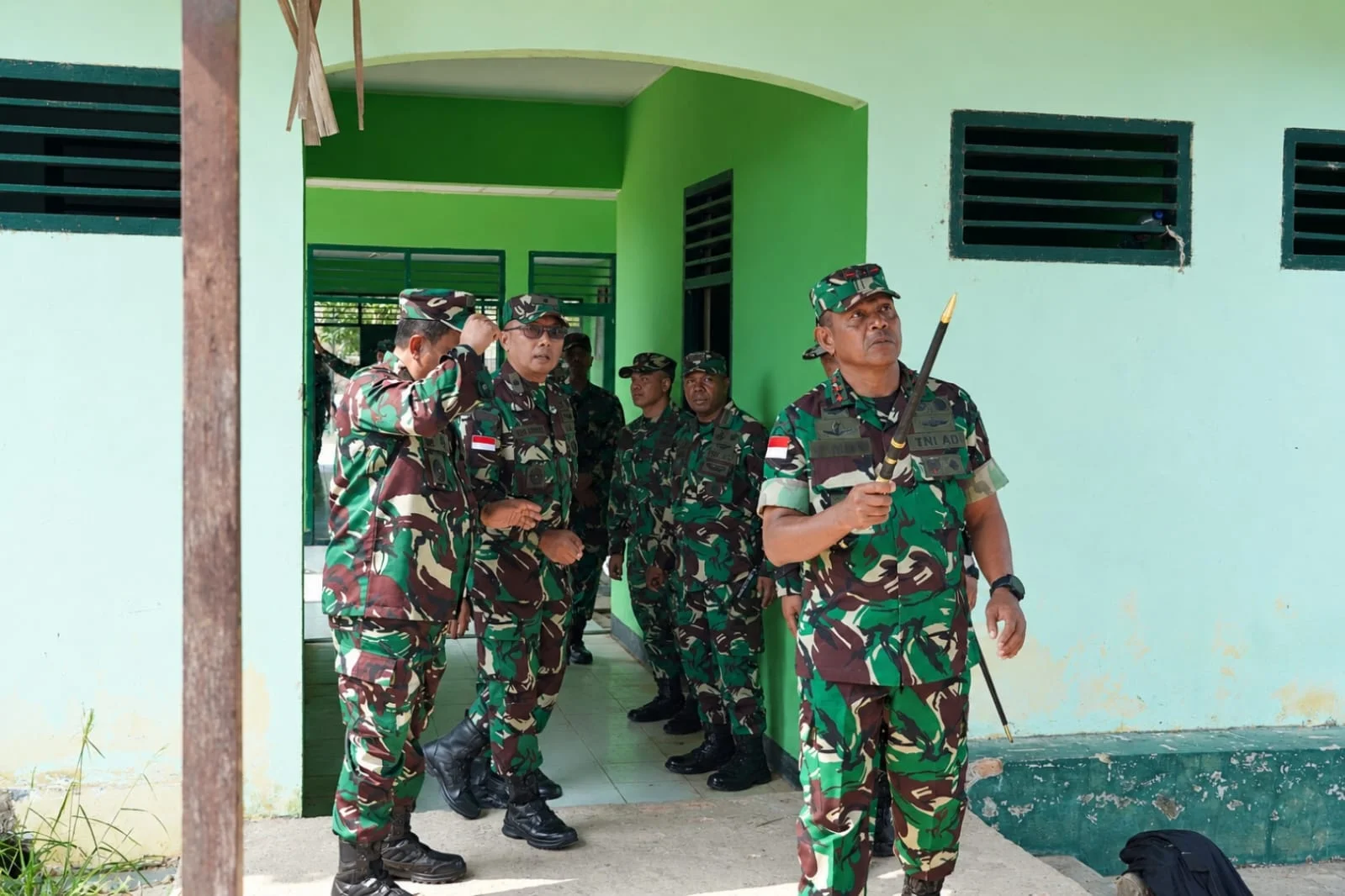 PANGDAM XXIV/MT TINJAU BARAK DENZIPUR 11/MA, SEGERA DIREHAB UNTUK KENYAMANAN PRAJURIT