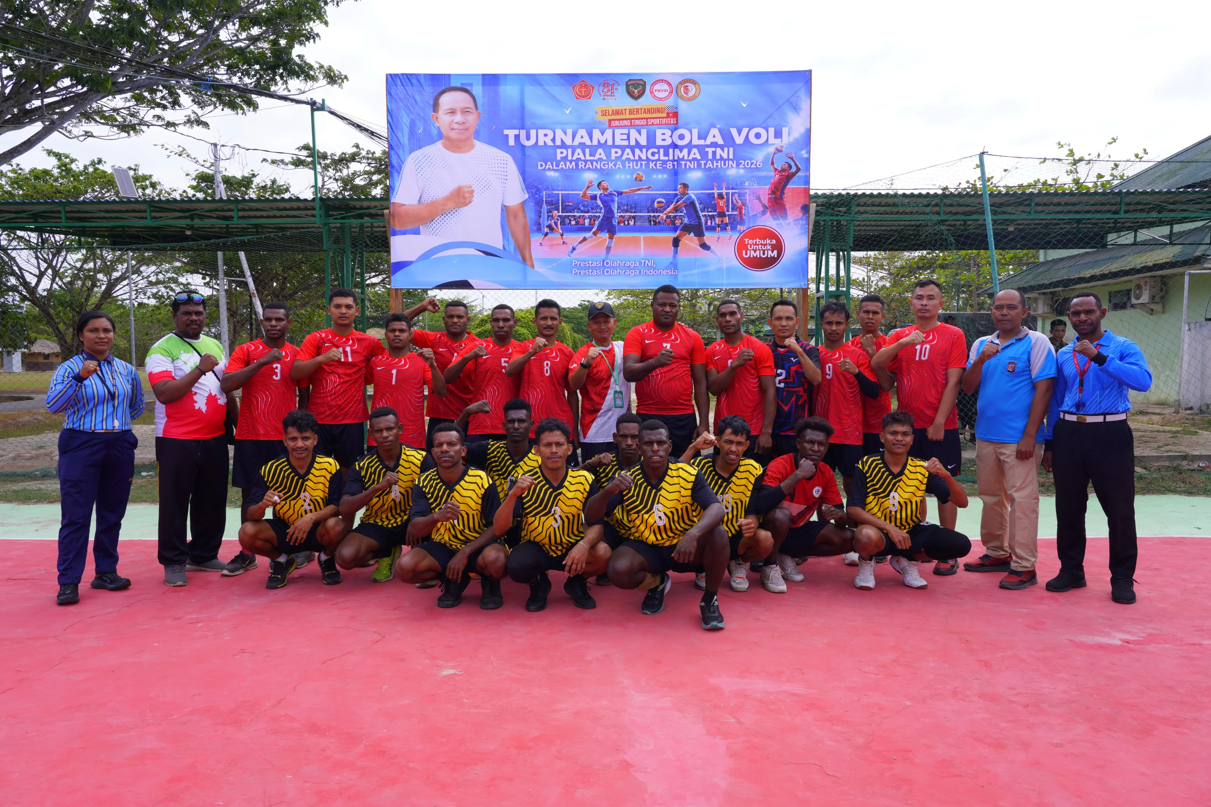 SEMARAK HUT KE-81 TNI, TURNAMEN BOLA VOLI TERBUKA UNTUK UMUM DIGELAR DI MAKODAM XXIV/MT